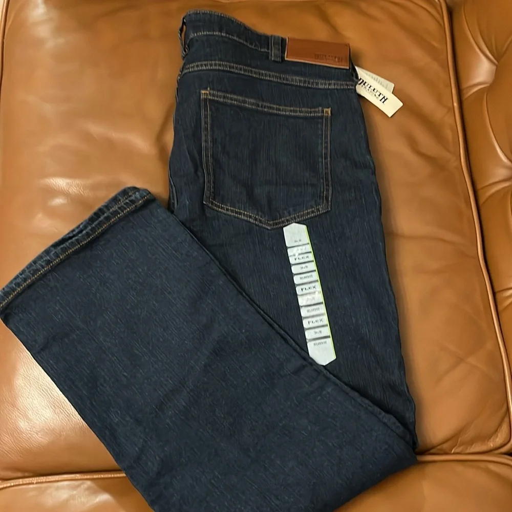 New NWT Men’s 40 Grit Flex Relaxed Fit Jeans by Duluth Trading 34x30 - Picture 3 of 5